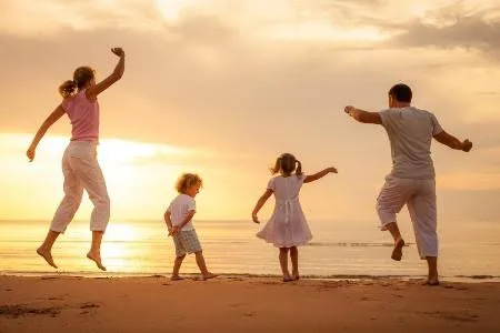 FAMILY TRAVEL